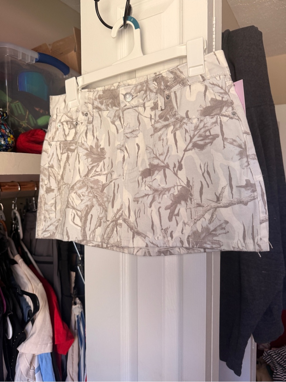 wild fable White and Beige Printed Mini Skirt